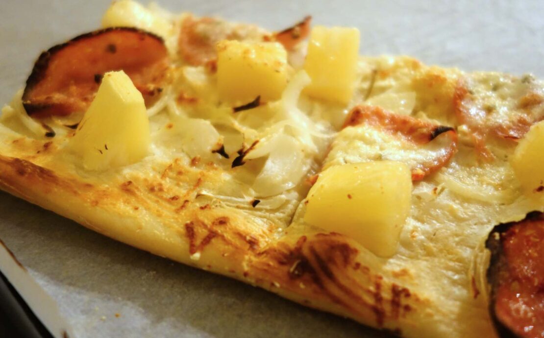 Ananasová pizza